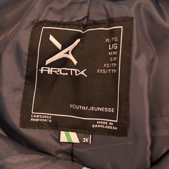 Girls Arctix snow/ski suit. Size L - Picture 3 of 15